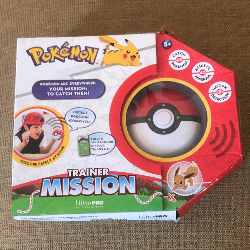 Pokémon Trainer Mission Poké Ball Toy
